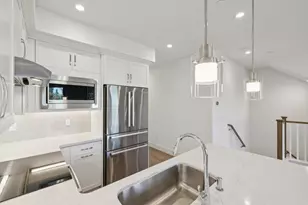 1373 W Middlefield Rd, Mountain View, CA 94043 - Photo 13