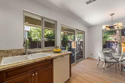 1124 Longbranch Ct, San Jose, CA 95126 - Photo 11