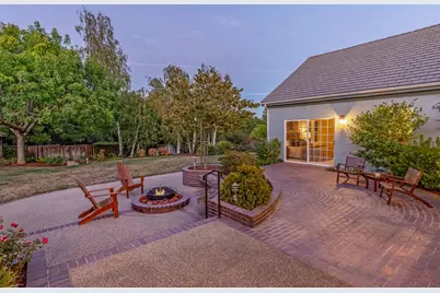 12078 Beauchamps Ln, Saratoga, CA 95070 - Photo 25