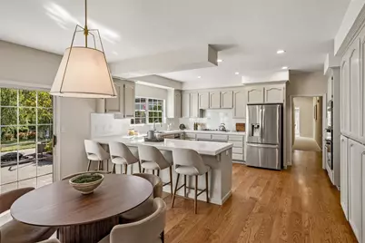 12078 Beauchamps Ln, Saratoga, CA 95070 - Photo 11