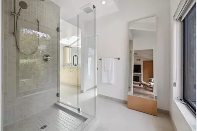 560 Center Dr, Palo Alto, CA 94301 - Photo 31