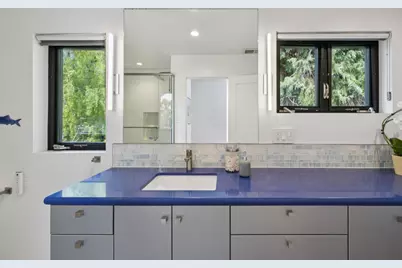 560 Center Dr, Palo Alto, CA 94301 - Photo 39