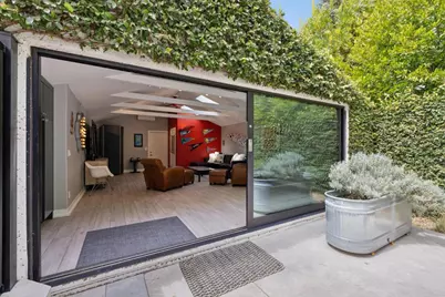 560 Center Dr, Palo Alto, CA 94301 - Photo 59