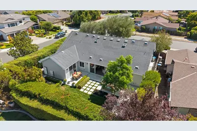 2131 Glenkirk Dr, San Jose, CA 95124 - Photo 57
