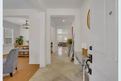 5704 Oakmont Dr, Richmond, CA 94806 - Photo 5