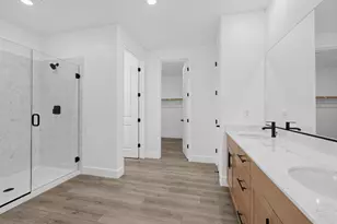 226 Golden Gate Ln, Vacaville, CA 95687 - Photo 3