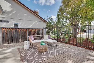 835 Poplar Ave, Sunnyvale, CA 94086 - Photo 11