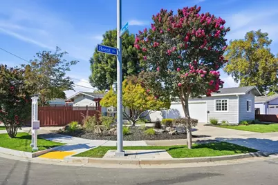 883 Brent Dr, Cupertino, CA 95014 - Photo 57