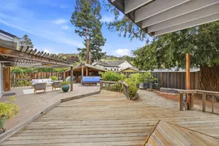 215 Belgatos Rd, Los Gatos, CA 95032 - Photo 29