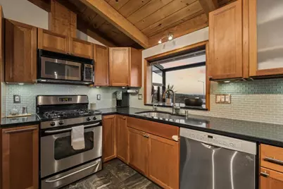 213 Roosevelt Blvd, Half Moon Bay, CA 94019 - Photo 15