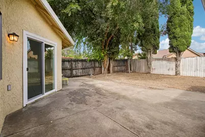 2045 Atchenson St, Stockton, CA 95210 - Photo 25