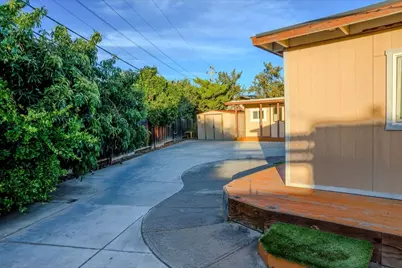 297 Stagehand Dr, San Jose, CA 95111 - Photo 9