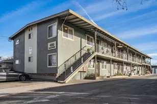 420 Broadway, Gilroy, CA 95020 - Photo 1