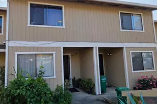 433 Winchester Dr, Watsonville, CA 95076 - Photo 1