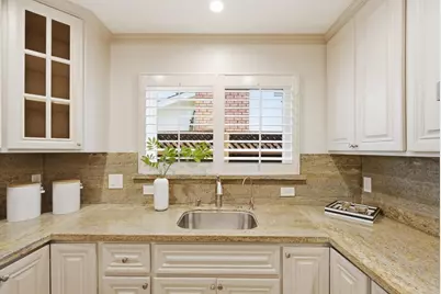 2557 Booksin Ave, San Jose, CA 95125 - Photo 7