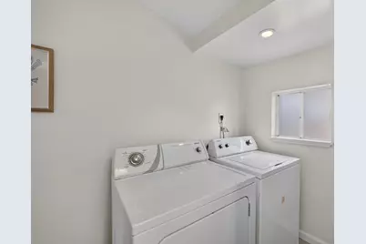 375 S 22nd St, San Jose, CA 95116 - Photo 17