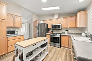 138 Nut Tree 138, Morgan Hill, CA 95037 - Photo 19
