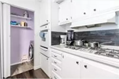 2621 Prescott Rd 242, Modesto, CA 95350 - Photo 11