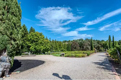 5371 Stonehurst Dr, Martinez, CA 94553 - Photo 7
