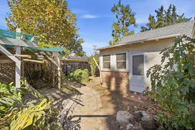 916 Franquette Ave, San Jose, CA 95125 - Photo 37