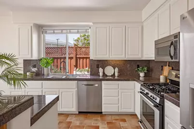 924 Baines St, East Palo Alto, CA 94303 - Photo 9