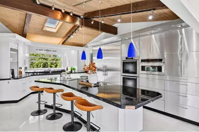 25322 La Rena Ln, Los Altos Hills, CA 94022 - Photo 9