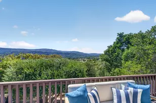 25322 La Rena Ln, Los Altos Hills, CA 94022 - Photo 37