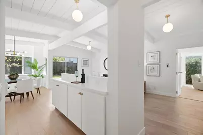20 Roosevelt Cir, Palo Alto, CA 94306 - Photo 11