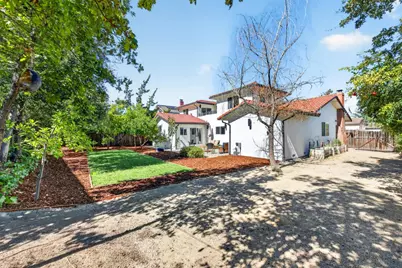 6543 Skyfarm Dr, San Jose, CA 95120 - Photo 49