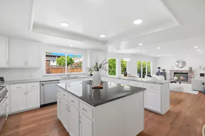 20987 Fairwoods Ct, Cupertino, CA 95014 - Photo 11