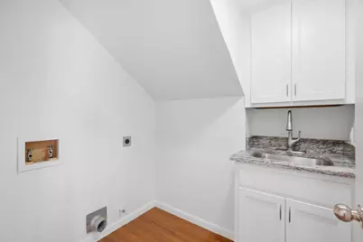 20987 Fairwoods Ct, Cupertino, CA 95014 - Photo 23