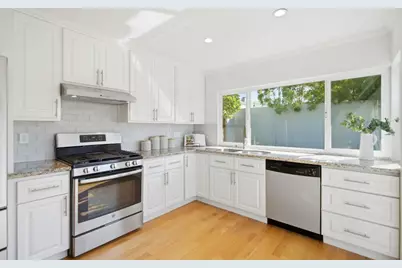 1398 Sydney Dr, Sunnyvale, CA 94087 - Photo 19
