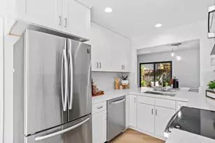 1689 Meadowlark Ln, Sunnyvale, CA 94087 - Photo 9