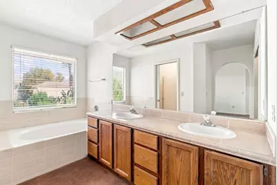 1014 Neal St, Los Banos, CA 93635 - Photo 25