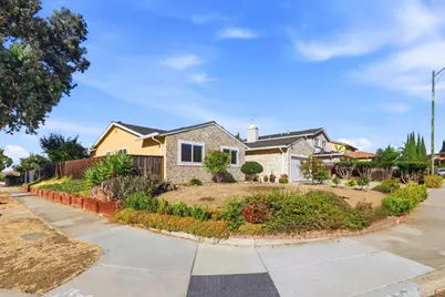 2097 Flintfield Dr, San Jose, CA 95148 - Photo 3