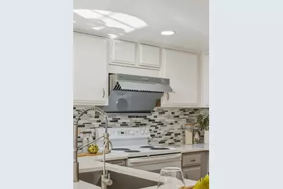 1466 Calabazas Blvd, Santa Clara, CA 95051 - Photo 17