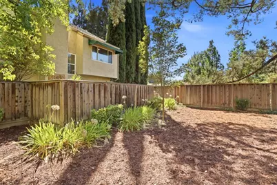 5587 Makati Cir, San Jose, CA 95123 - Photo 33