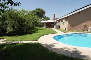 2108 N Apple Ave, Rialto, CA 92377 - Photo 33