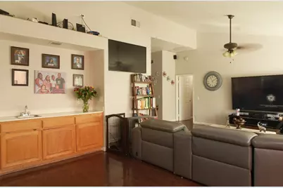 2108 N Apple Ave, Rialto, CA 92377 - Photo 11