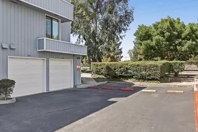 844 La Barbera Dr, San Jose, CA 95126 - Photo 27