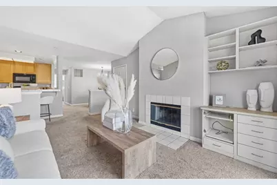 609 Arcadia Ter 303, Sunnyvale, CA 94085 - Photo 3