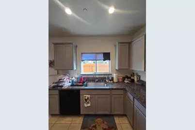 1948 Mastrangelo St, Los Banos, CA 93635 - Photo 11