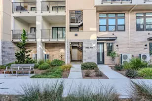 290 Waters Park Cir, San Mateo, CA 94403 - Photo 27