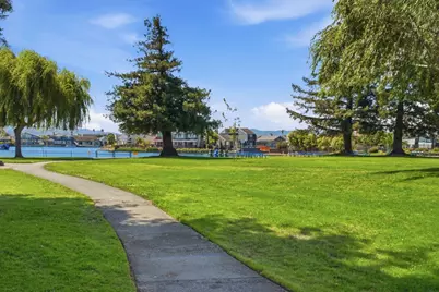798 Widgeon St, Foster City, CA 94404 - Photo 81