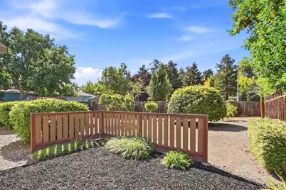 874 San Ardo Way, Mountain View, CA 94043 - Photo 23
