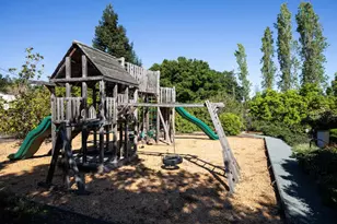 12366 Priscilla Ln, Los Altos Hills, CA 94022 - Photo 15