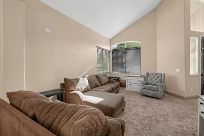 3289 Big Bear Dr, Roseville, CA 95747 - Photo 5