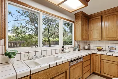 2 Irving Ave, Atherton, CA 94027 - Photo 27
