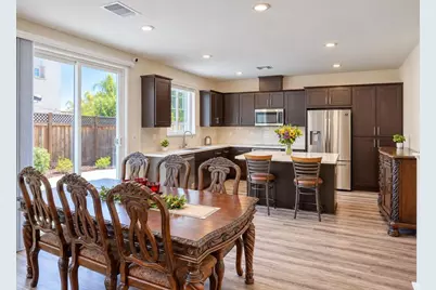 830 Dakota Dr, Morgan Hill, CA 95037 - Photo 5