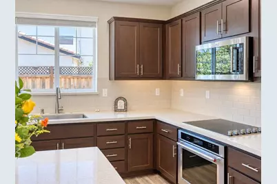 830 Dakota Dr, Morgan Hill, CA 95037 - Photo 7